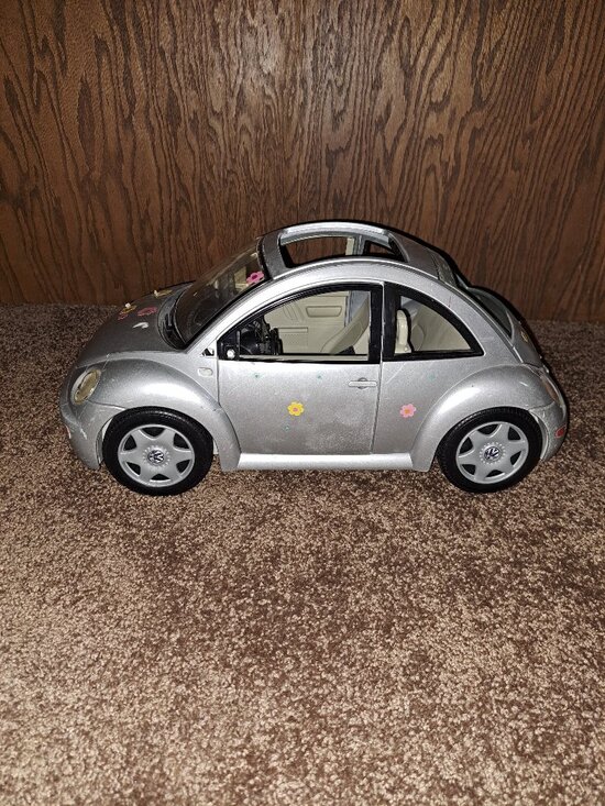 Barbie Other - Vintage 2000 Mattel Barbie Silver Volkswagen Beetle toy car with flower decals